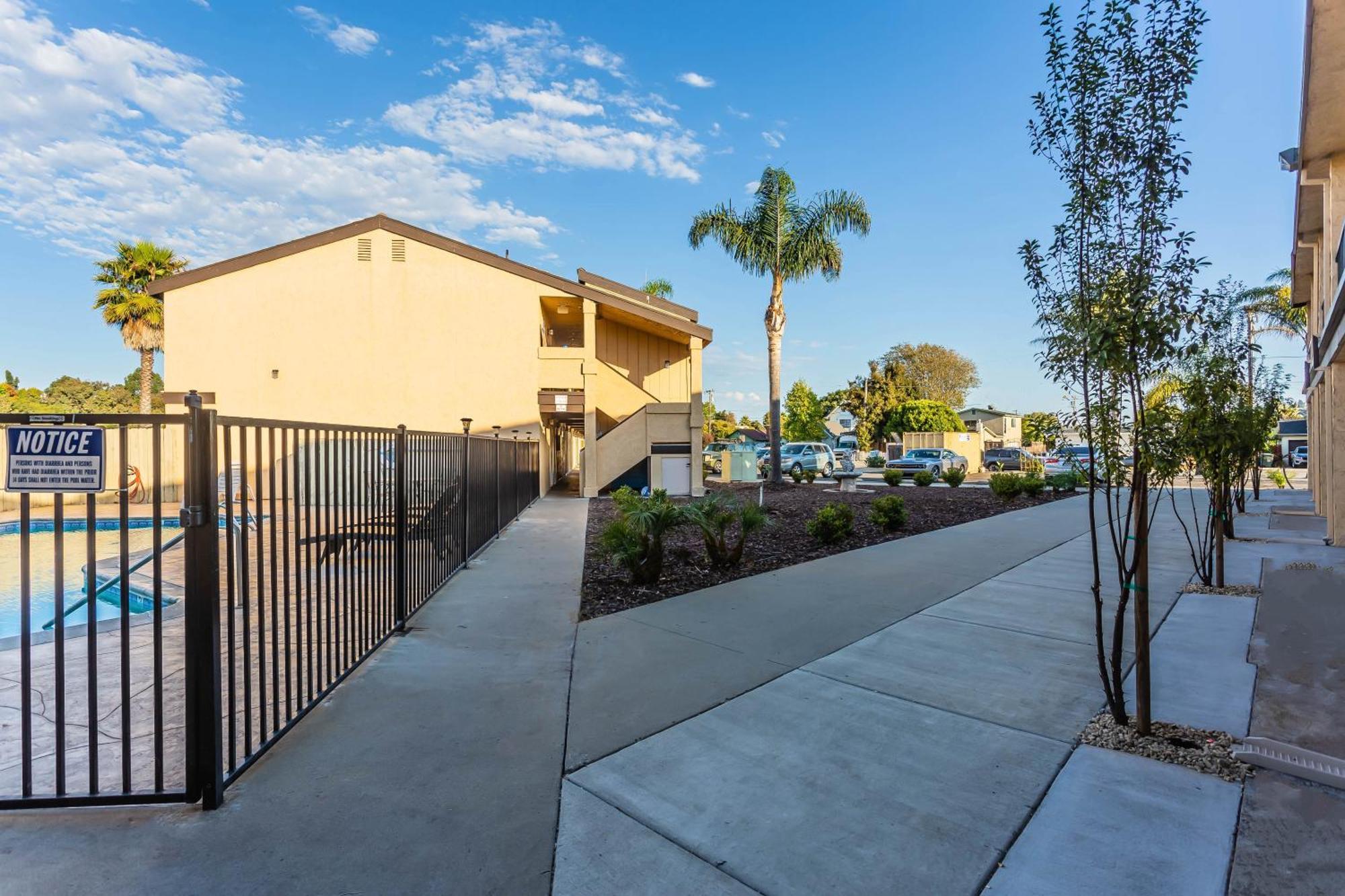 Aloha Inn Arroyo Grande Exterior photo