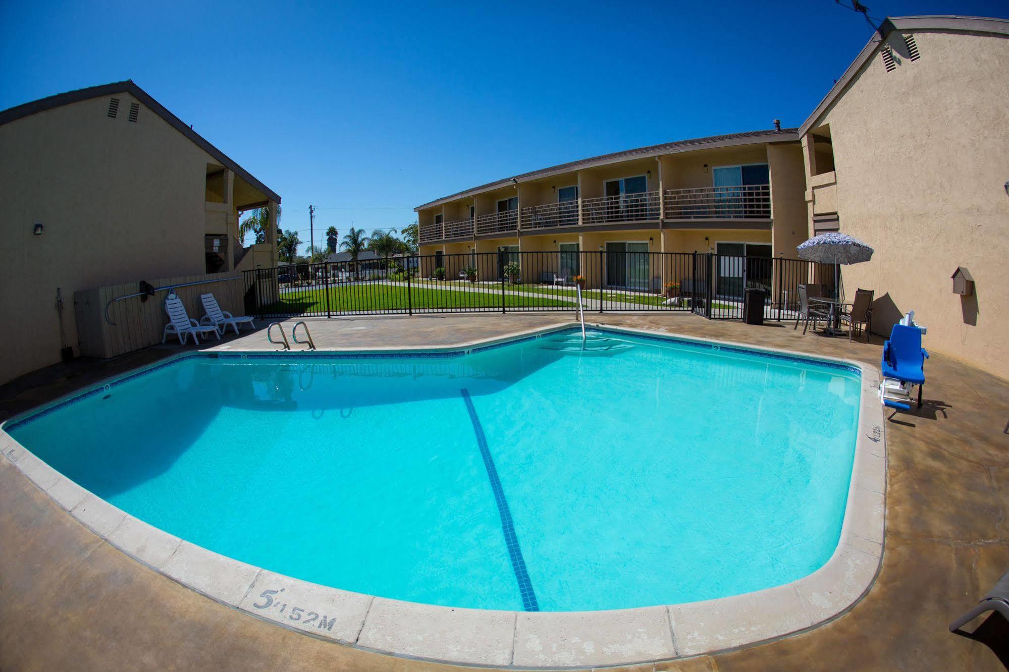 Aloha Inn Arroyo Grande Exterior photo