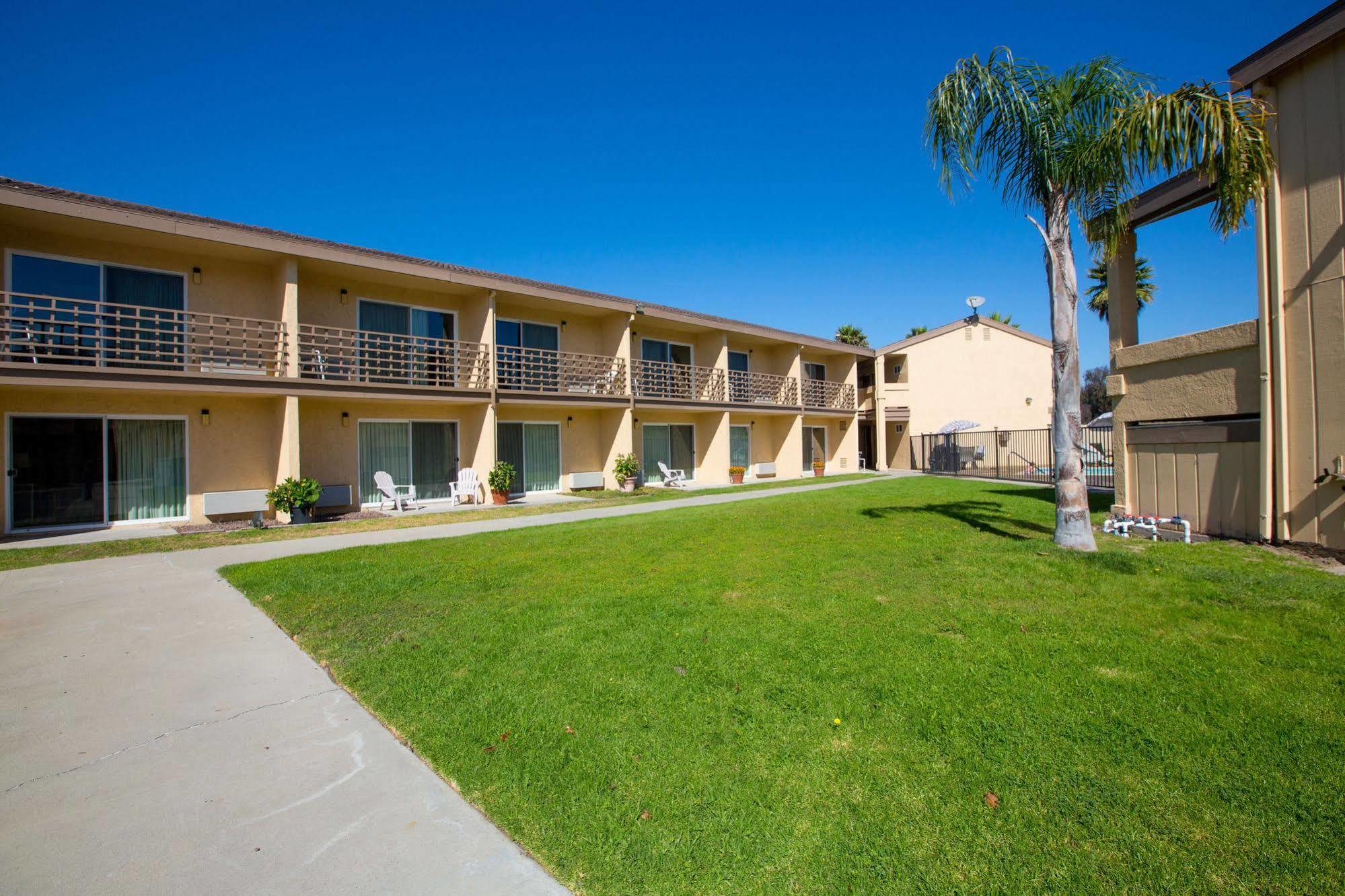 Aloha Inn Arroyo Grande Exterior photo
